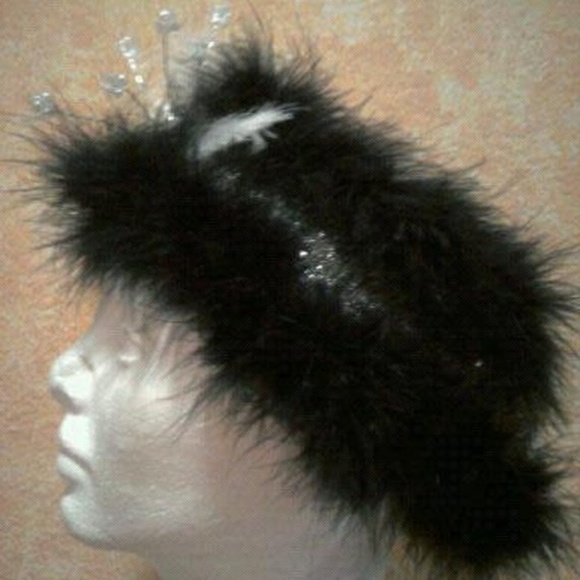 Black & White Marabou Feather Wedding Headpiece main image 4